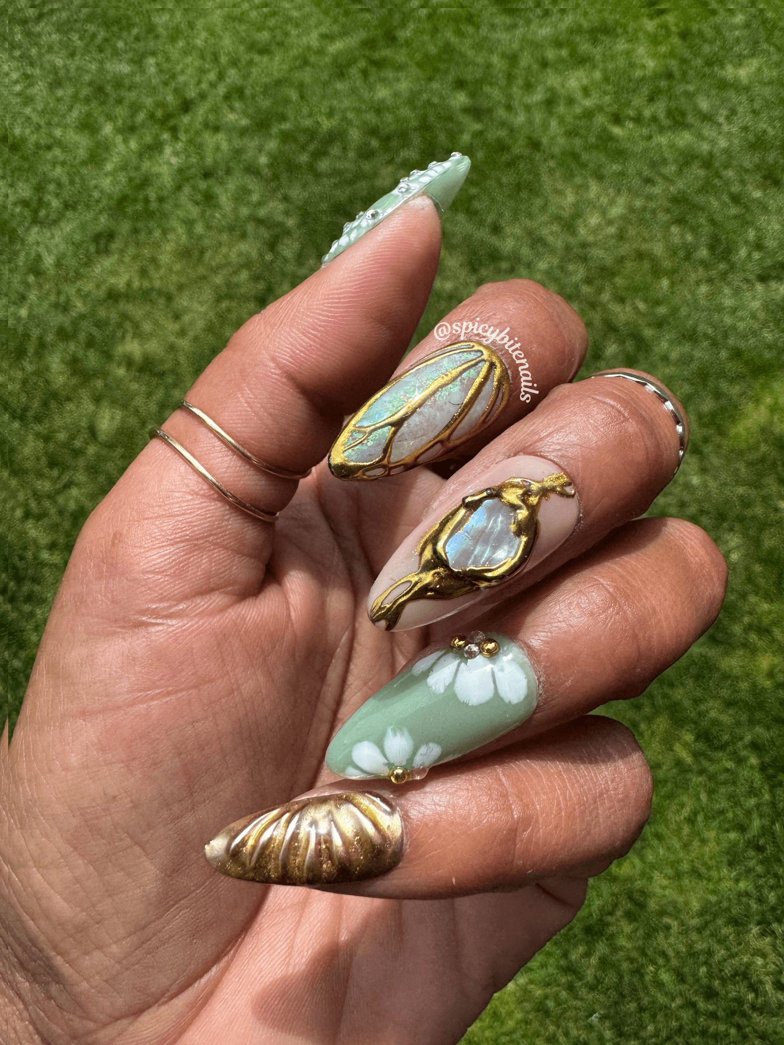 Moss and Moonlight – Sage Green and Gold Chrome Floral and Opal Elegant Press-On Nail Extensions 10pcs - Image 2