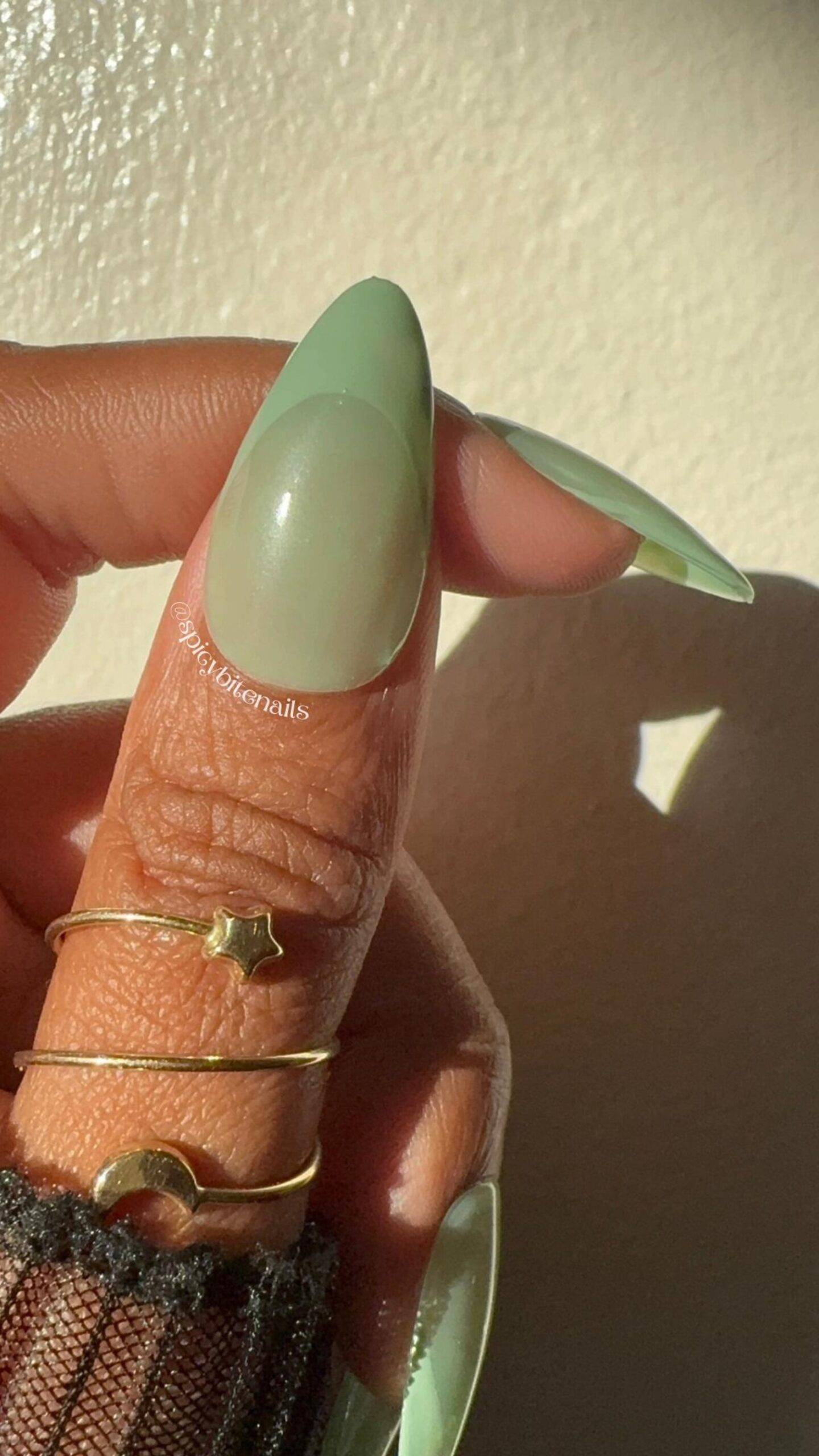 Matcha Mood - Sage Green French Tip Press-On Nail Extensions 10pcs - Image 4