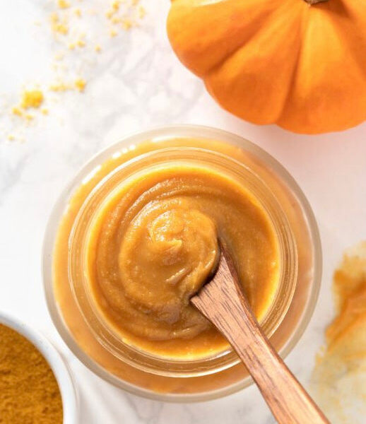 Pumpkin Skin Purée – antioxidant-rich Pumpkin + Glycolic Acid mask