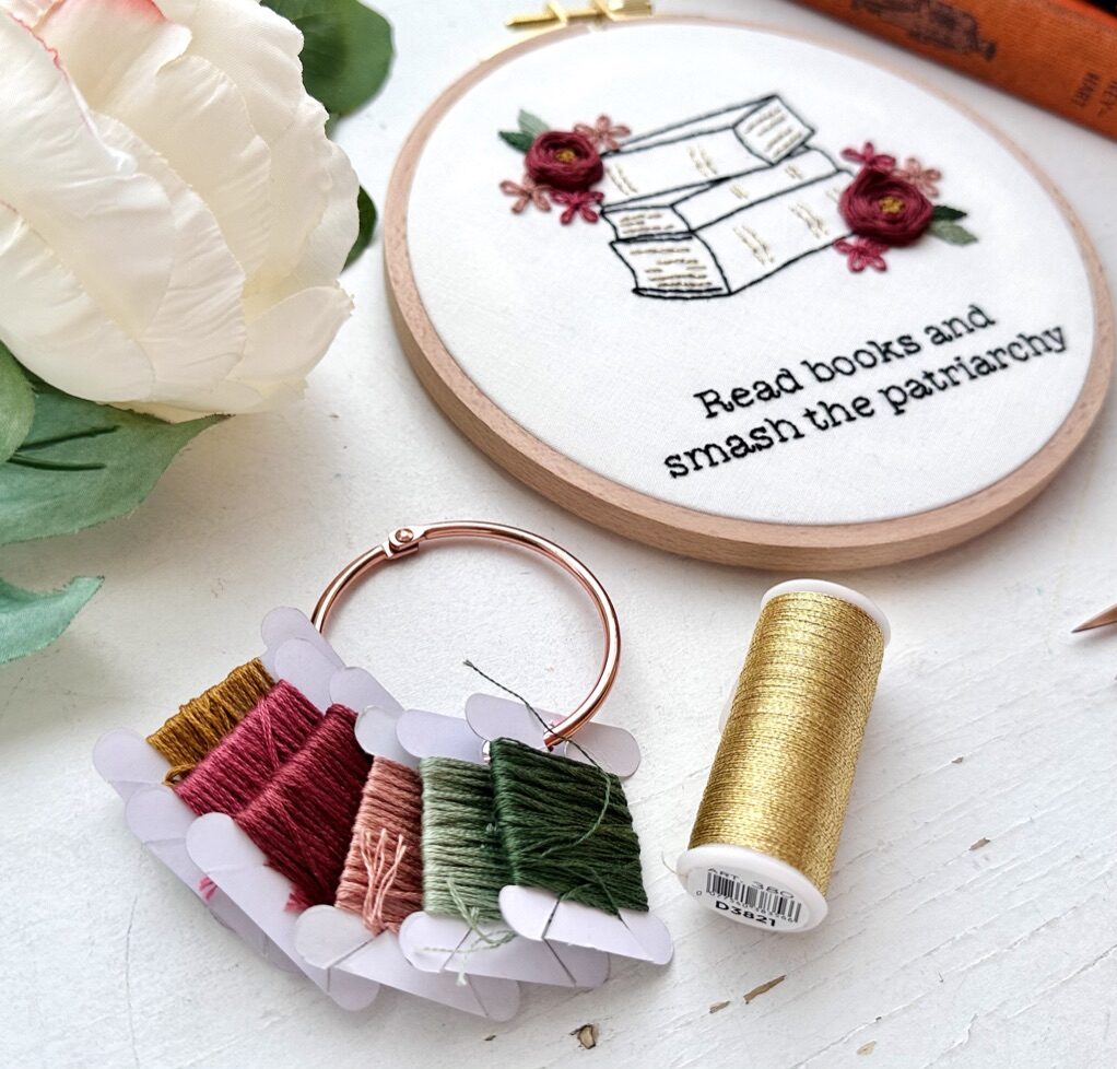 Read books and smash the patriarchy // 5 inch embroidery kit - Image 2