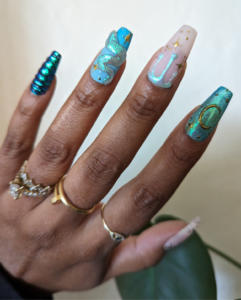 Snake Charmer - Witchy Turquoise 3D Snake Color Changing Glow in the Dark False Press-On Nail Extensions 10pcs