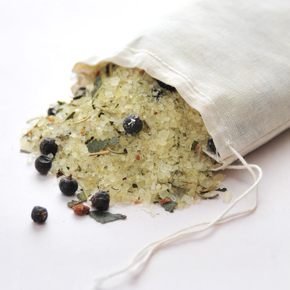 Muscle Mender - Therapeutic Herbal Spa Salts - Image 3