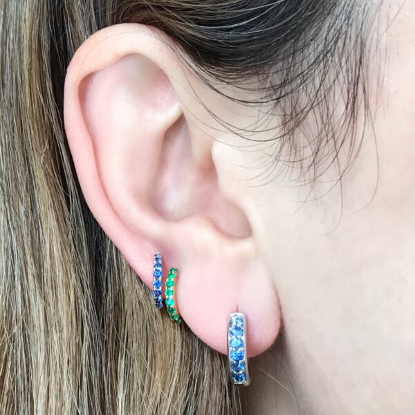 Cirque Classic Hoops with Ombré Blue Sapphires