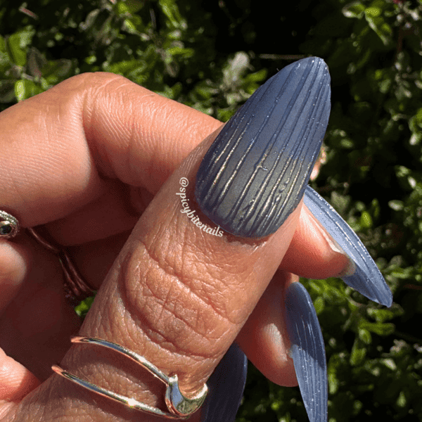 Baccarat Bleu – Blue and Gold Cat-Eye Fluted Glass Press-On Nail Extensions 10pcs