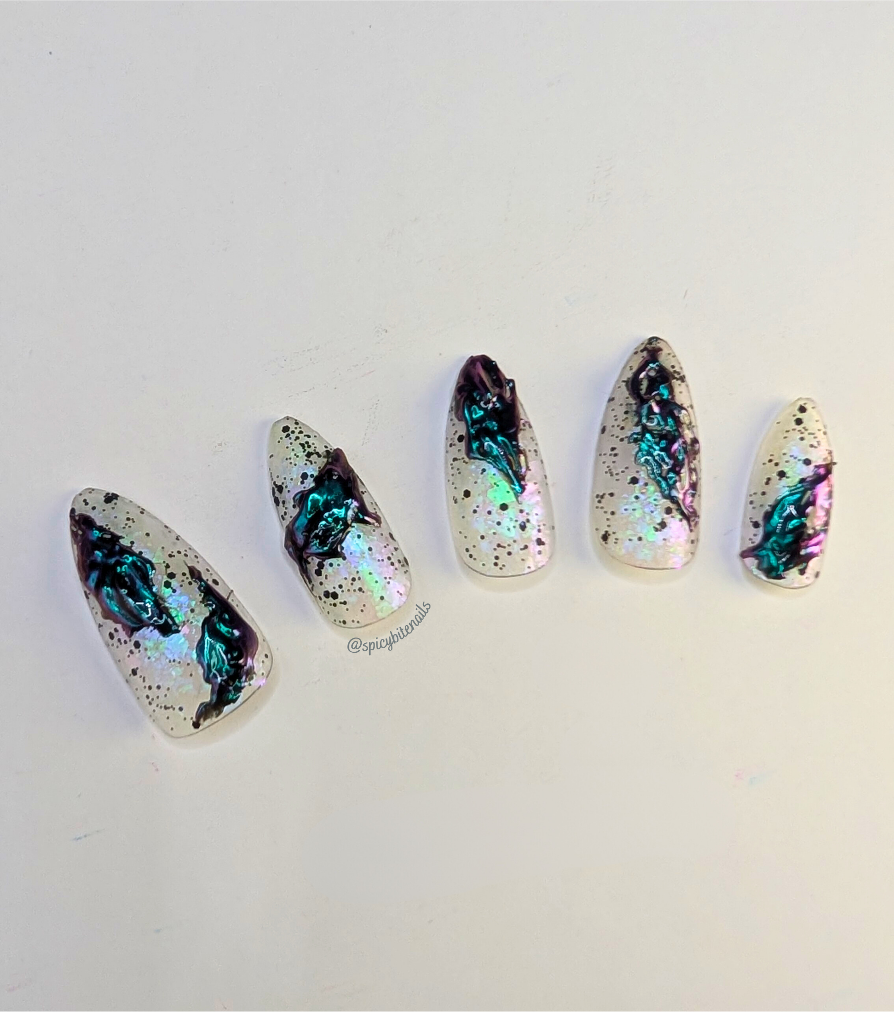 Urusla’s Toxic Sludge - Black, White and Purple Iridescent 3D Slime False Press-On Nail Extensions 10pcs - Image 5