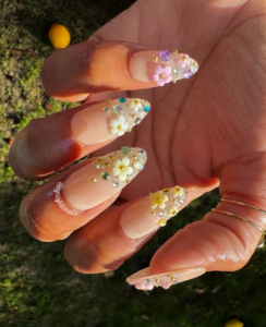 Spring Fling - Nude Flower and Rhinestone Junk Nail Press-On Nail Extensions 10pcs