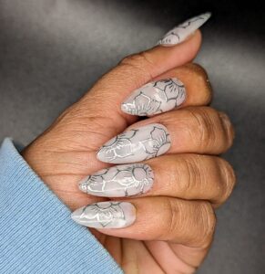 You Grow, Girl - Silver Bridal Chrome Flower and Sheer White Press-On Nail Extensions 10pcs