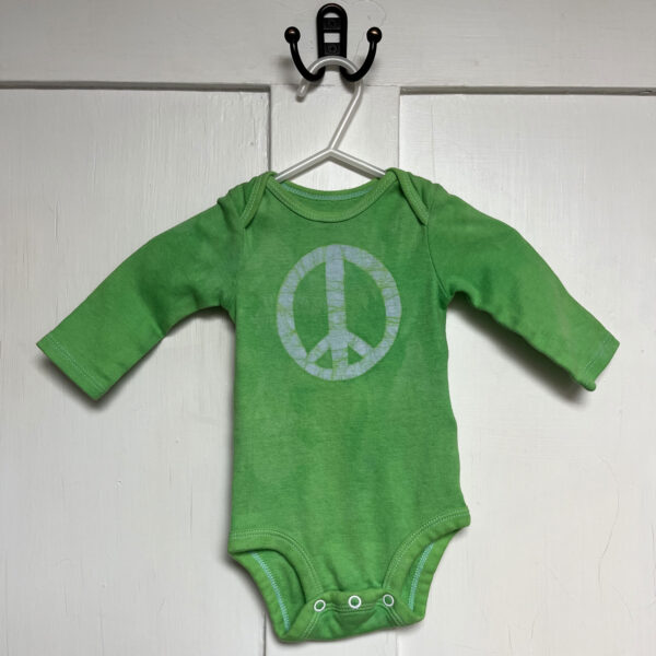 Peace Sign Baby Gift, Peace Baby Bodysuit, Peace Sign Baby Shower Gift, Peace Sign Baby Shirt, Baby Peace Bodysuit