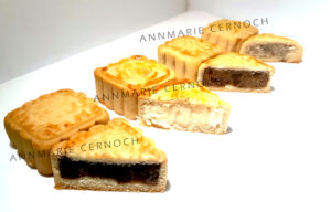 Mooncakes 4pk (Sampler Pack)