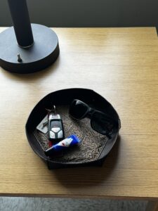 Round Padded Leather Valet Tray