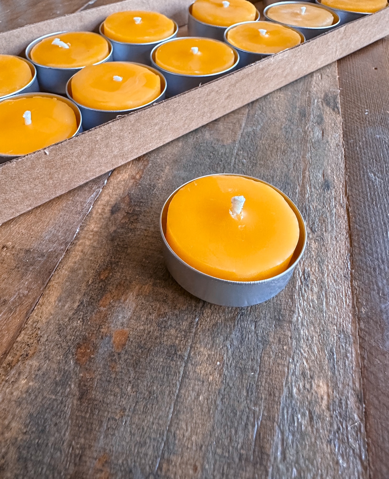 Beeswax Tea Light Candles - Image 4