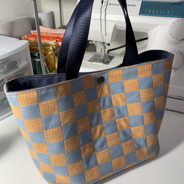 Small Checkered Tote
