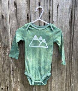 Mountain Baby Bodysuit, Mountain Baby Gift, Baby Shower Gift, Hiker Baby Bodysuit, Hiker Baby Gift