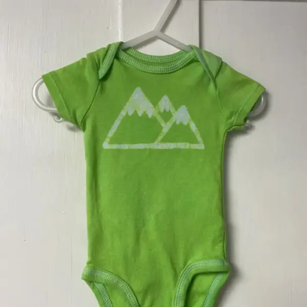 Mountain Baby Bodysuit, Mountain Baby Gift, Baby Shower Gift, Hiker Baby Bodysuit, Hiker Baby Gift (Copy)