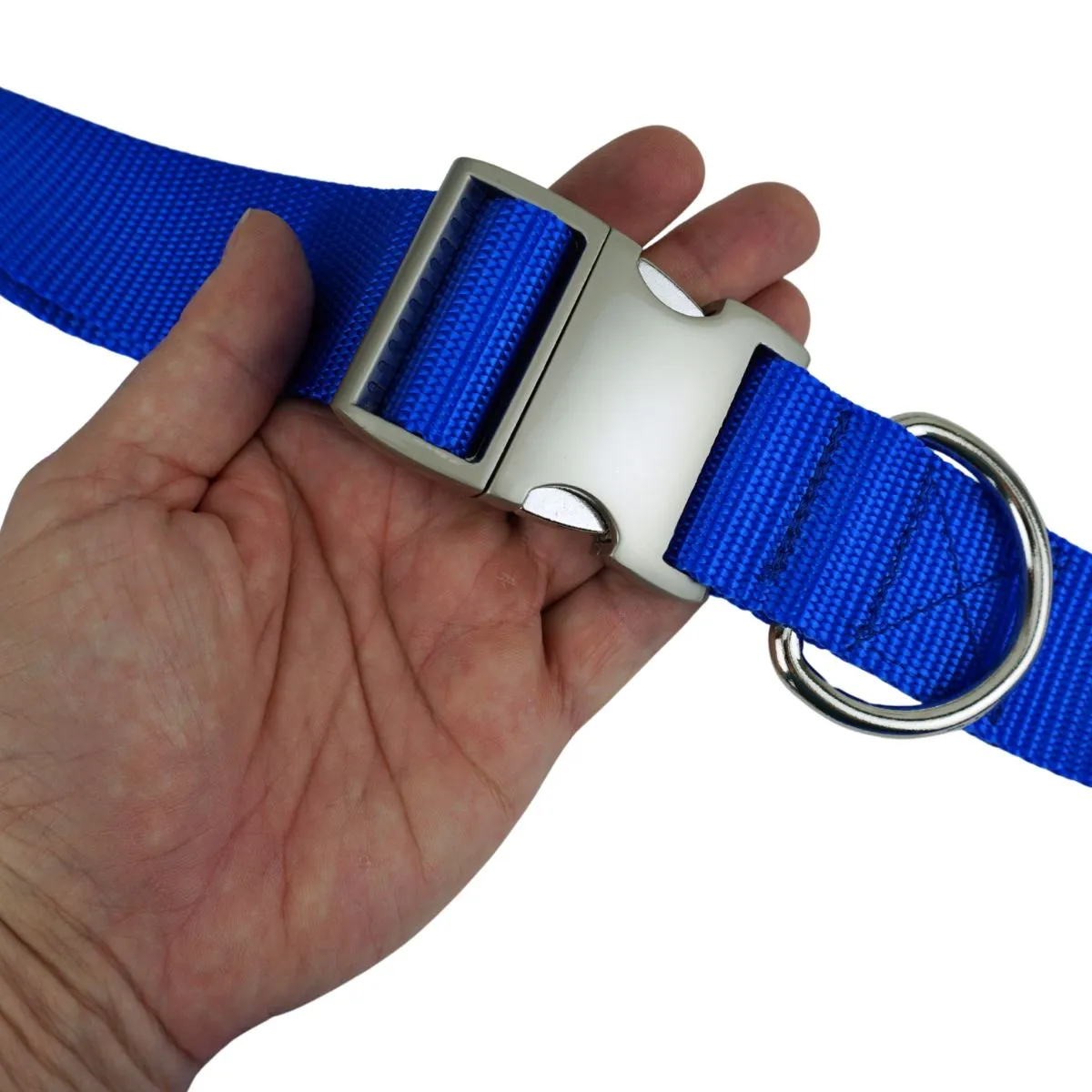 heavy duty hands free leash belt features an aluminum buckle with a break strength of 500 pounds and nickel plated hardware.