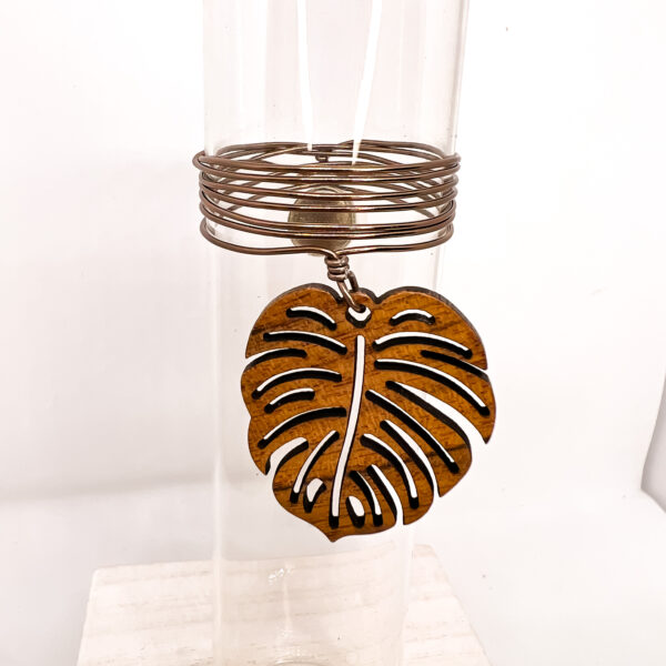 Prop Station – Large Monstera Leaves – Dark Wood