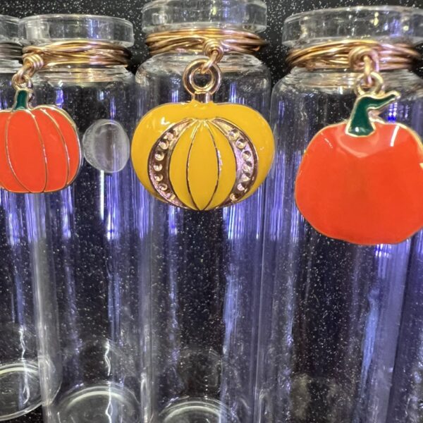 Prop Station – Pumpkins