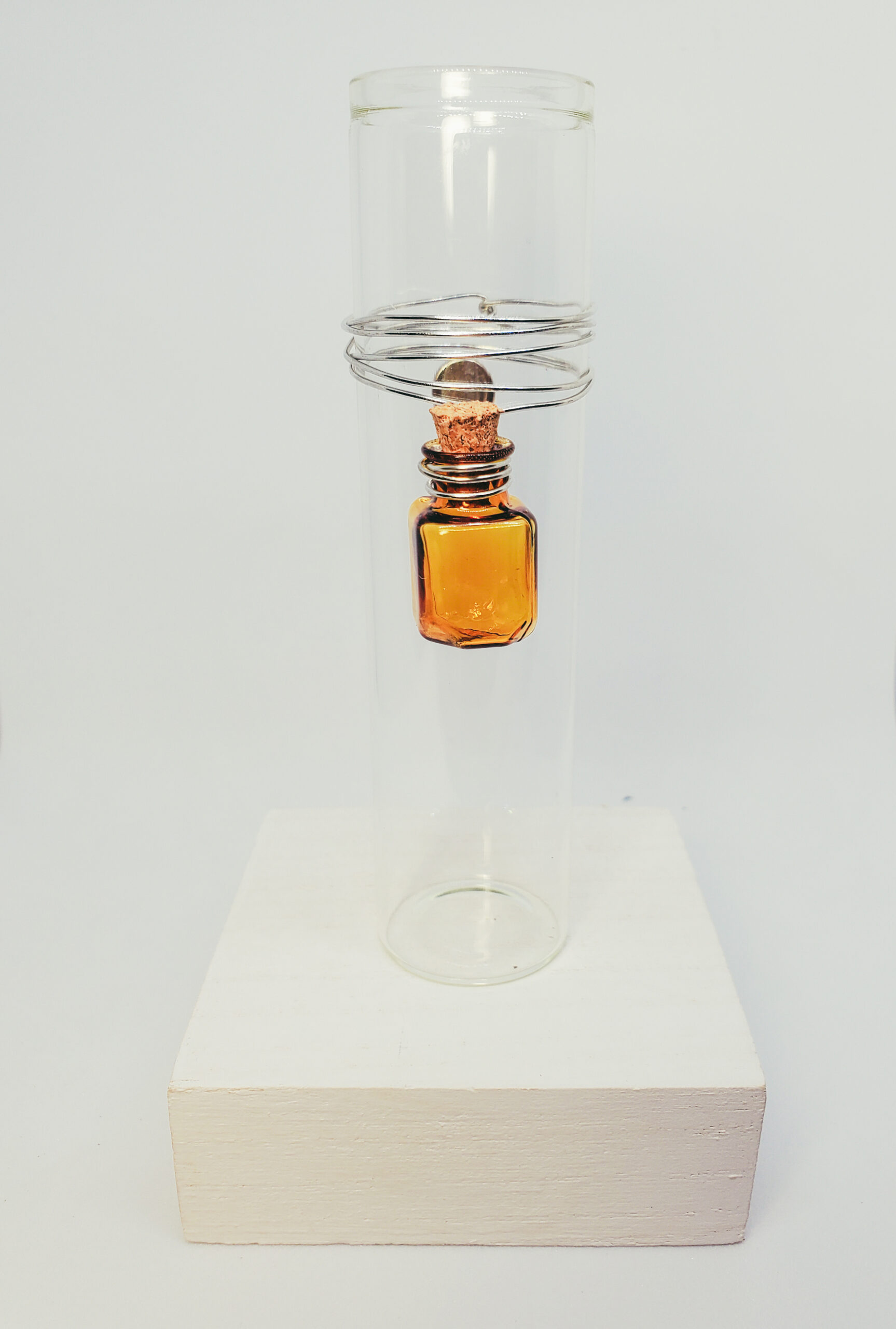 Prop Station - Large Potion Bottles - Image 9