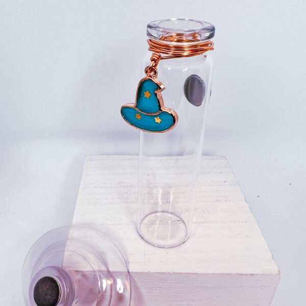 Prop Station – Witch Hats