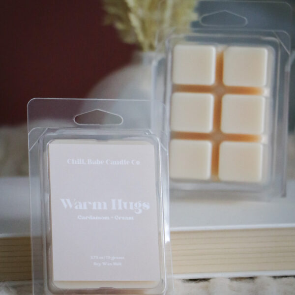 Warm Hugs Wax Melt | Cream + Cardamom